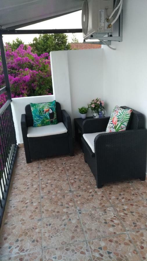 Apt Cardoso 3 Ao Lado Da Praia Peneco Albufeira Extérieur photo